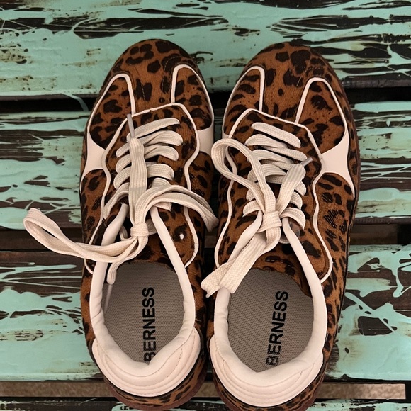 Leopard Print Women's Sneakers with White Accents - Picture 4 of 6